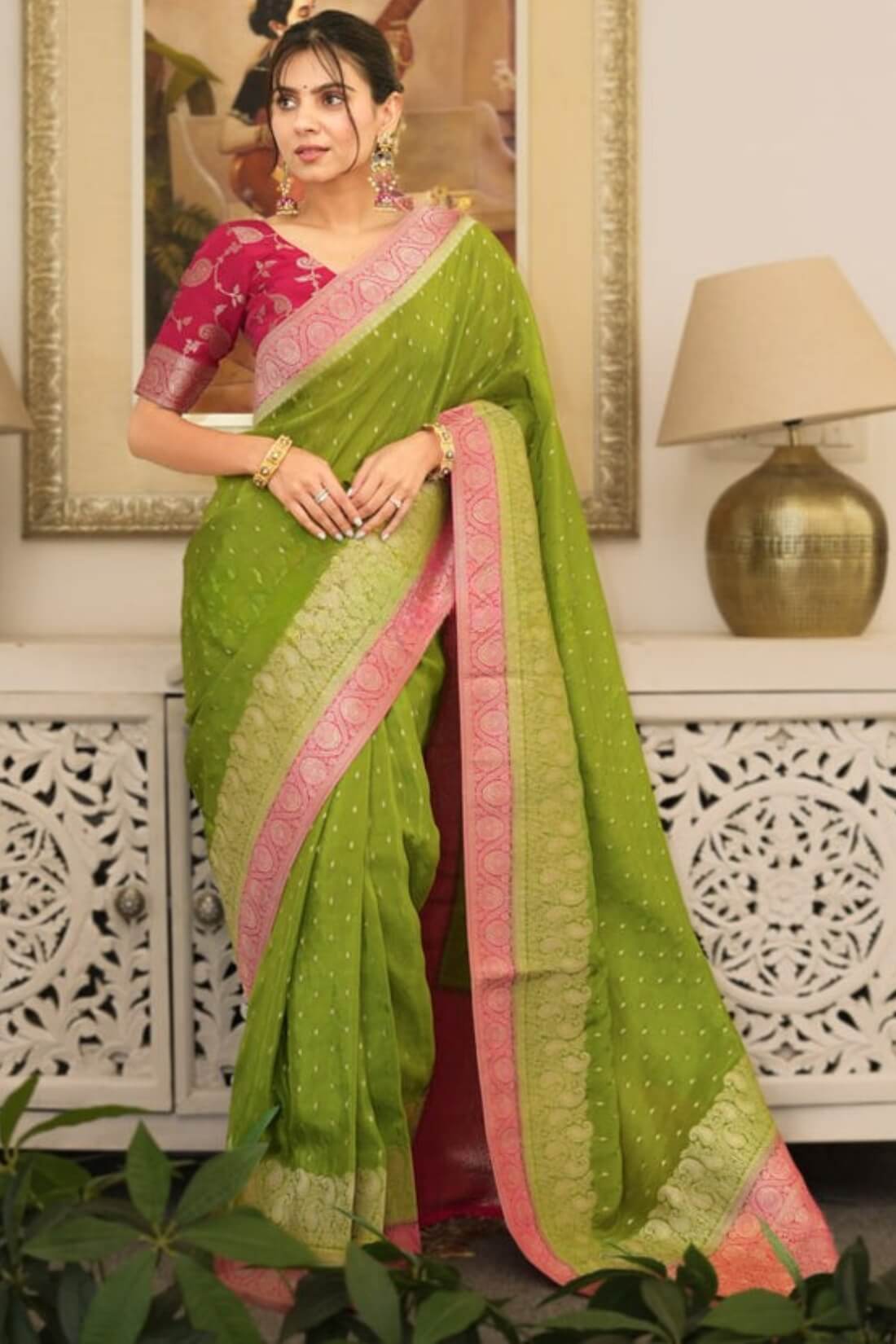 Pretty Green Soft Silk Saree With Innovative Blouse Piece