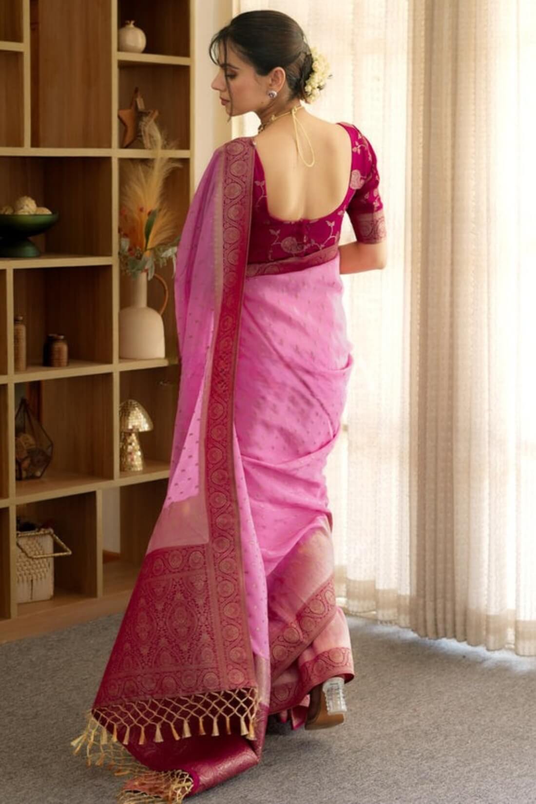 Comely Pink Soft Silk Saree With Twirling Blouse Piece