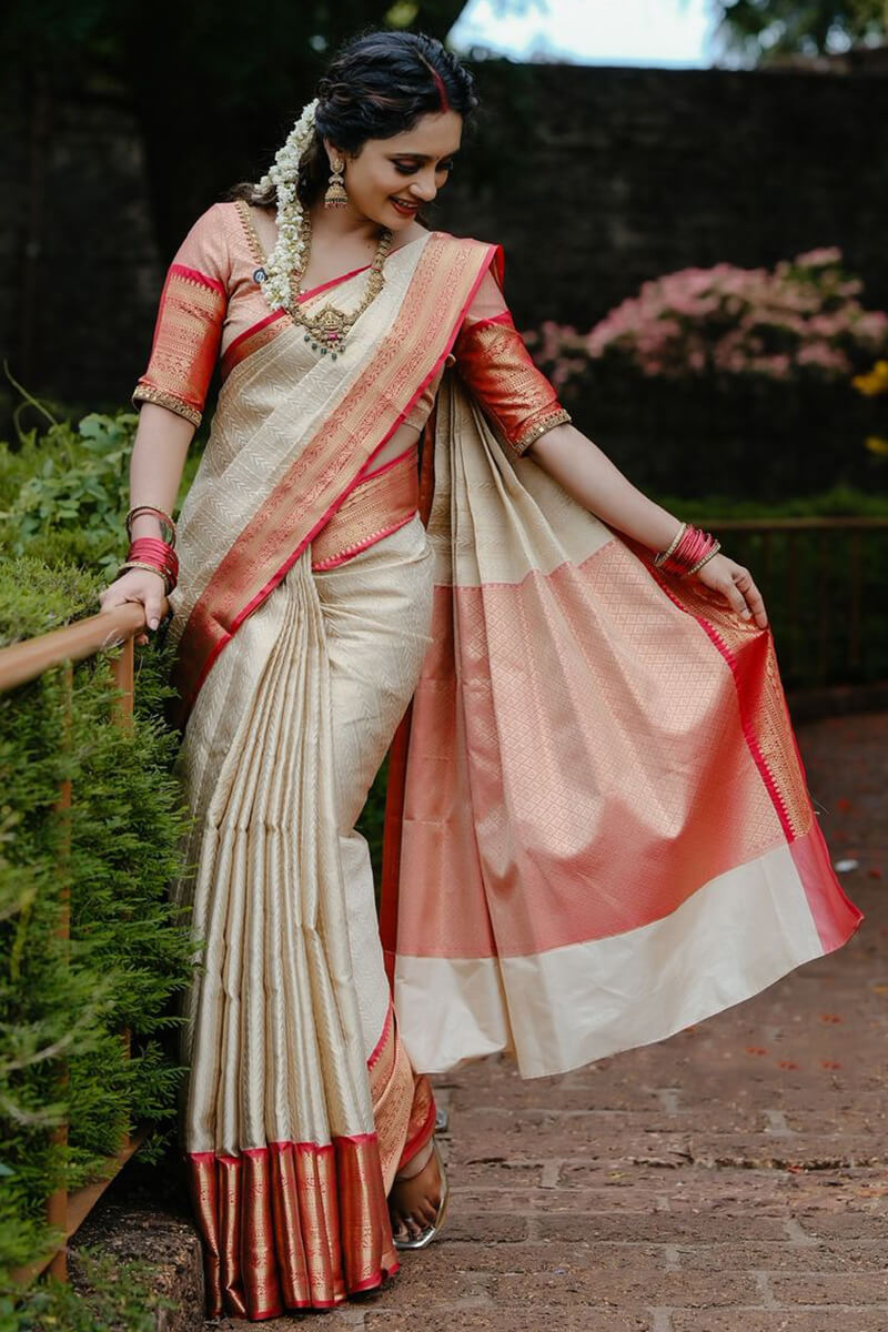 Enthralling Beige Soft Silk Saree With Resonant Blouse Piece