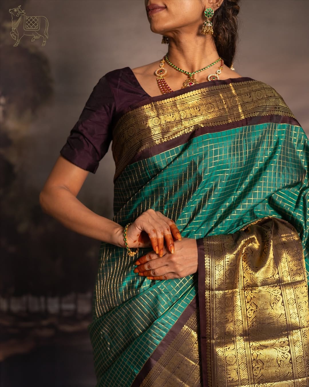 Eclat Rama Soft Silk Saree With Enthralling Blouse Piece