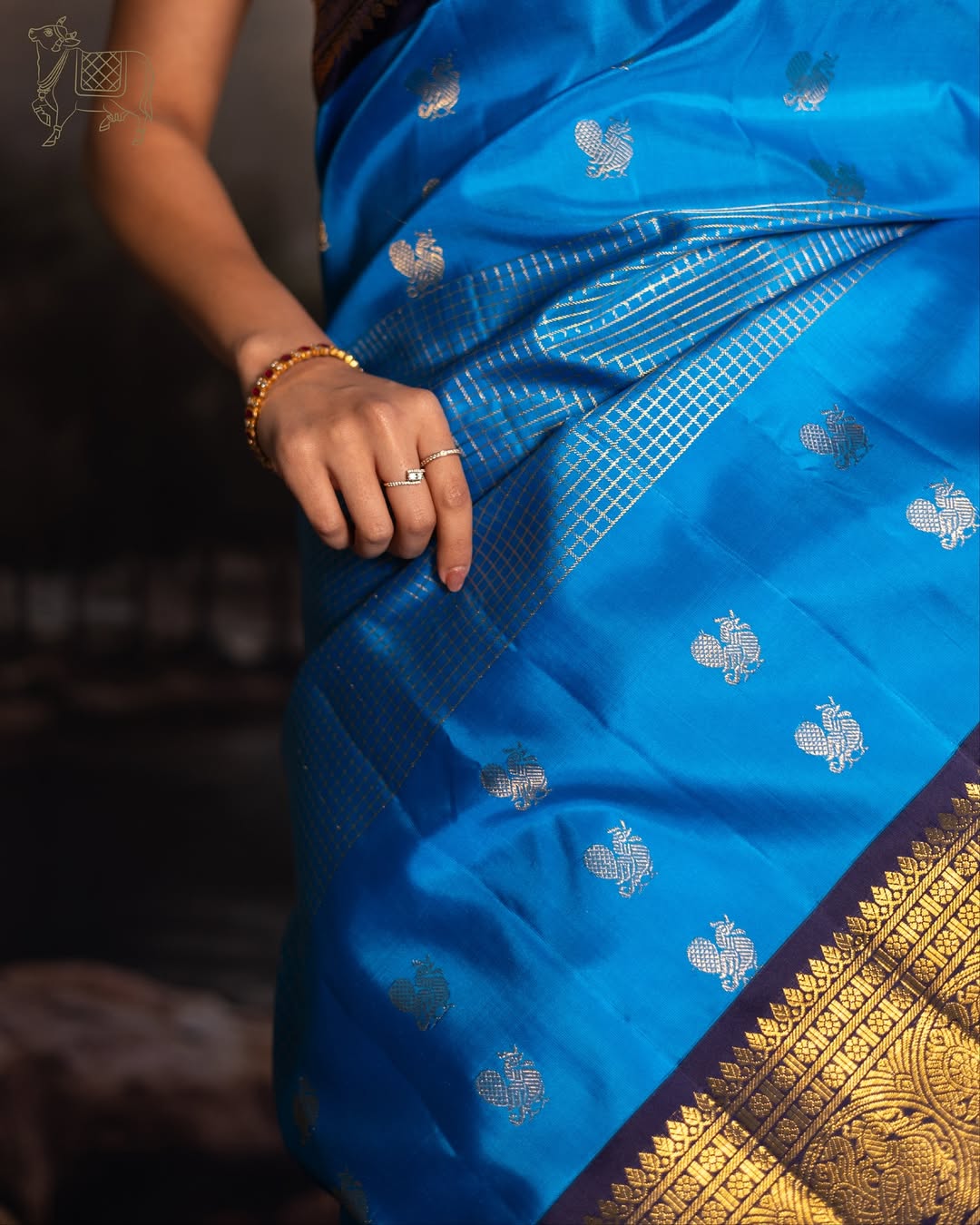 Ravishing Firozi Soft Silk Saree With Invaluable Blouse Piece