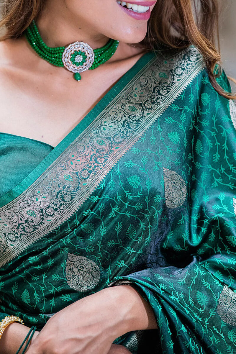 Seraglio Dark Green Soft Silk Saree With Exquisite Blouse Piece