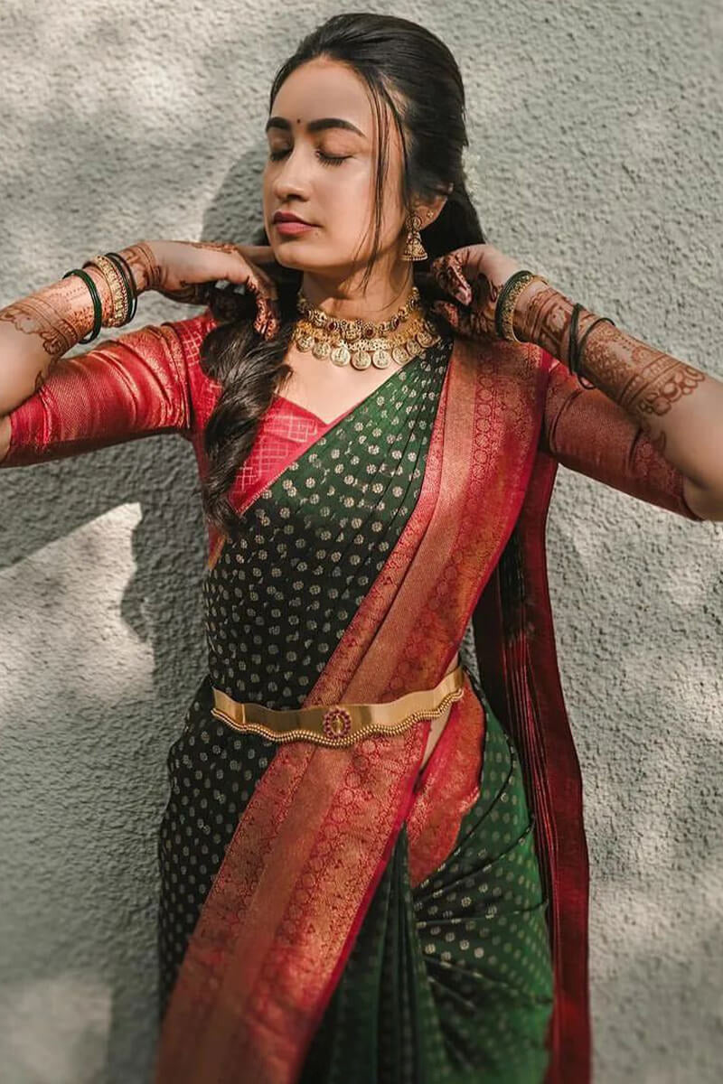 Admirable Dark Green Soft Silk Saree With Fugacious Blouse Piece