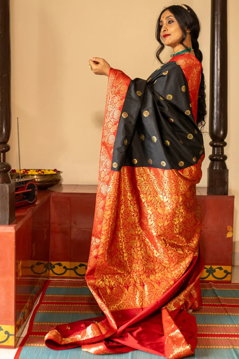 Woebegone Black Soft Silk Saree With Lassitude Blouse Piece