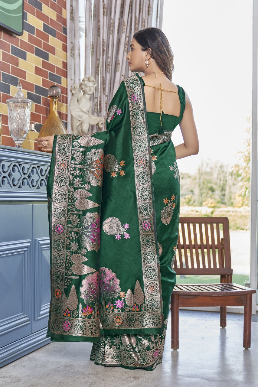 Enigmatic Dark Green Soft Silk Saree With Inimitable Blouse Piece