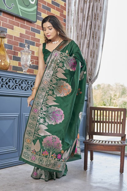 Enigmatic Dark Green Soft Silk Saree With Inimitable Blouse Piece