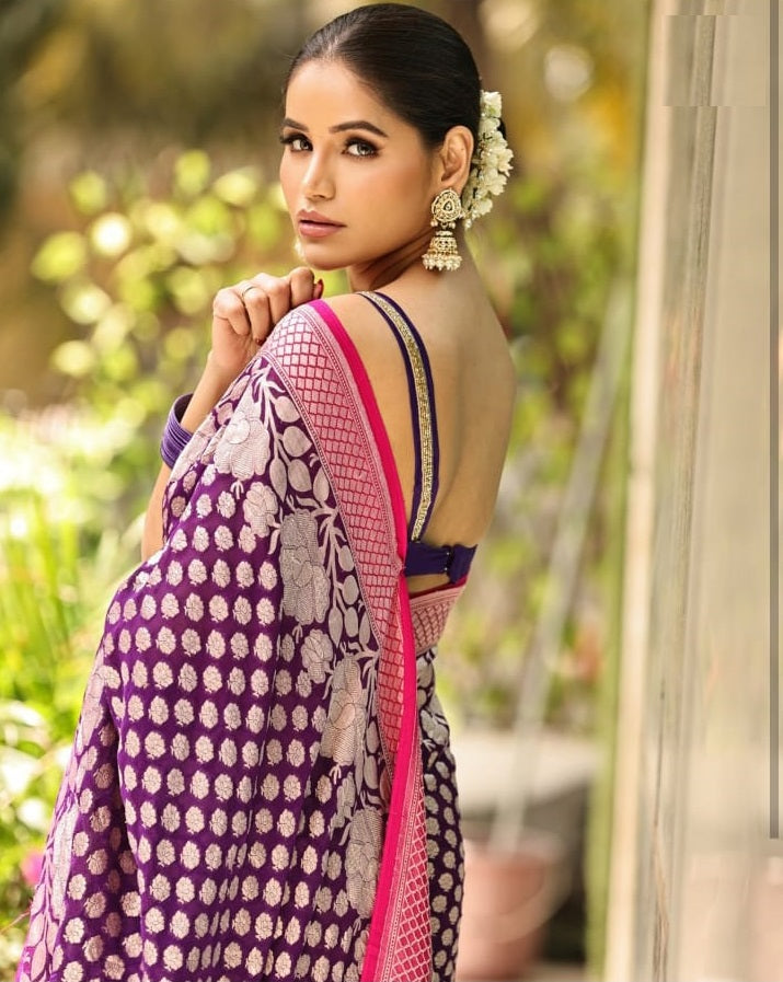 Blissful Purple Soft Silk Saree With Excellent Blouse Piece