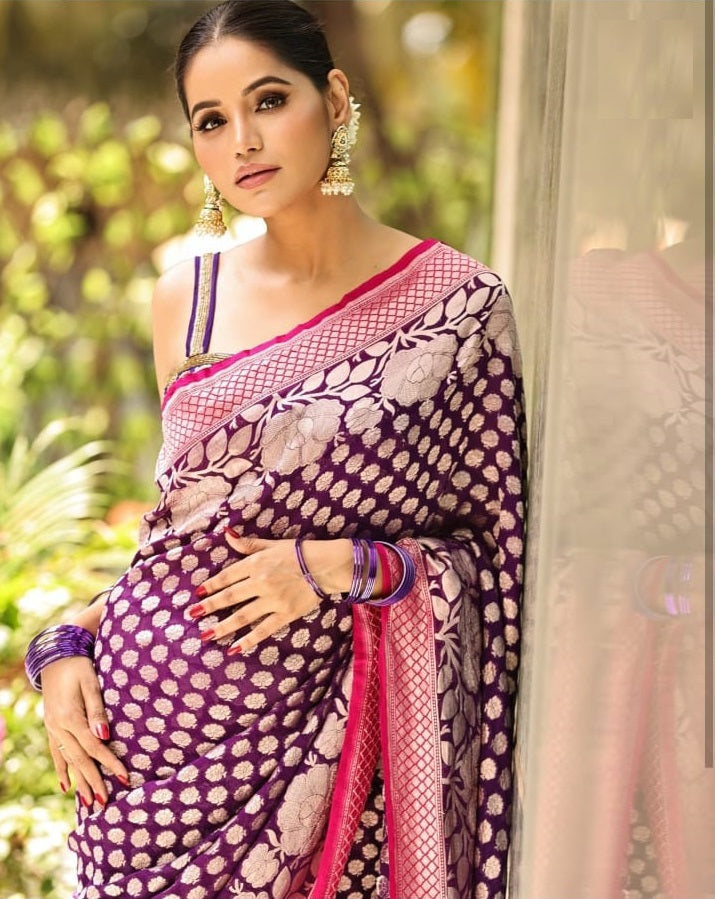 Blissful Purple Soft Silk Saree With Excellent Blouse Piece
