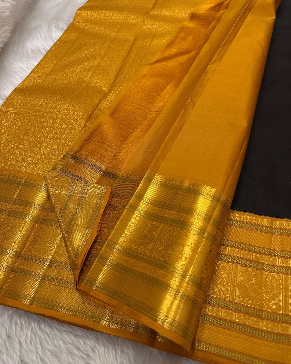 Deserving Black Soft Silk Saree With Luxuriant Blouse Piece