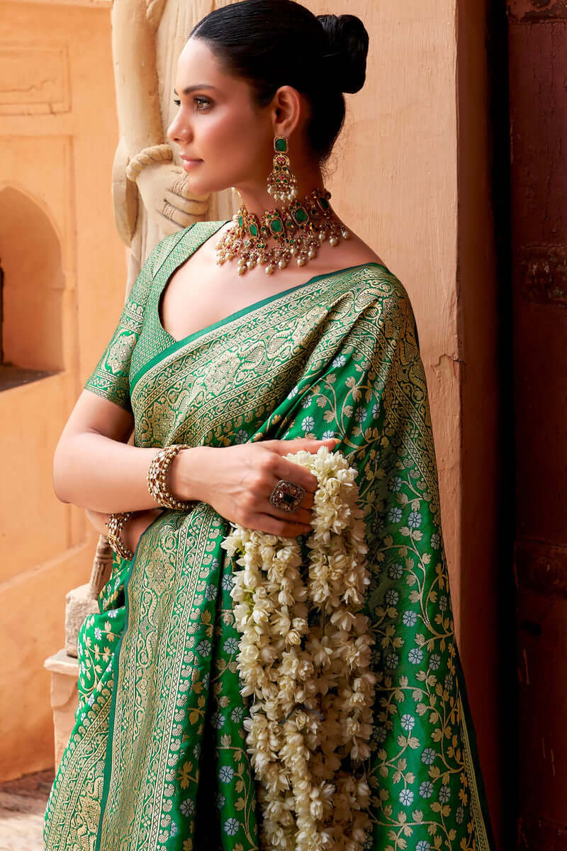 Fantabulous Green Soft Silk Saree With Gratifying Blouse Piece