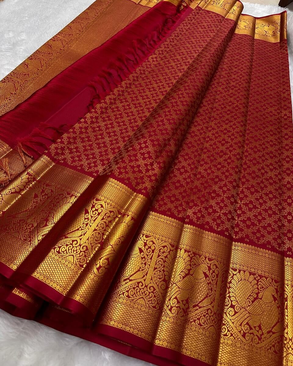 Blooming Red Soft Banarasi Silk Saree With Luminous Blouse Piece