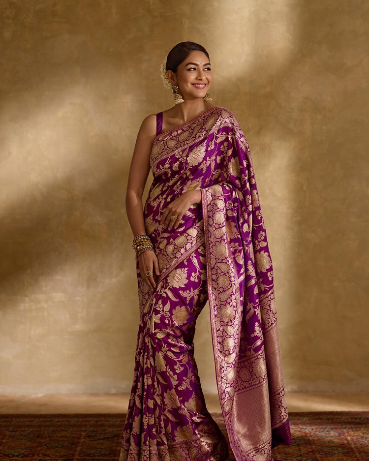 Comely Purple Soft Silk Saree With Quintessential Blouse Piece