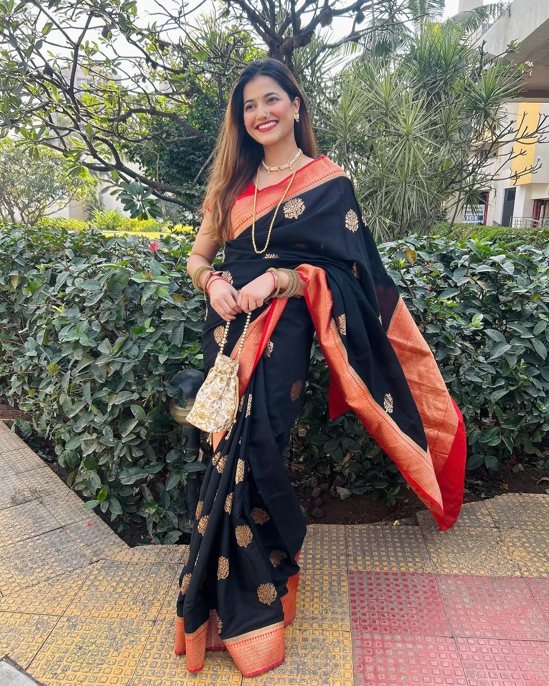 Nemesis Black Soft Banarasi Silk Saree With Most Flattering Blouse Piece