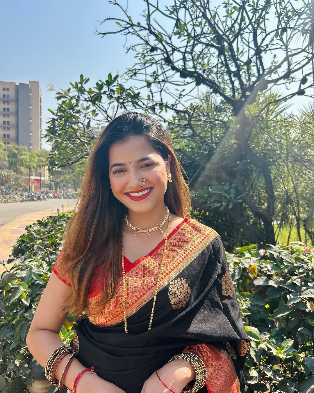 Nemesis Black Soft Banarasi Silk Saree With Most Flattering Blouse Piece