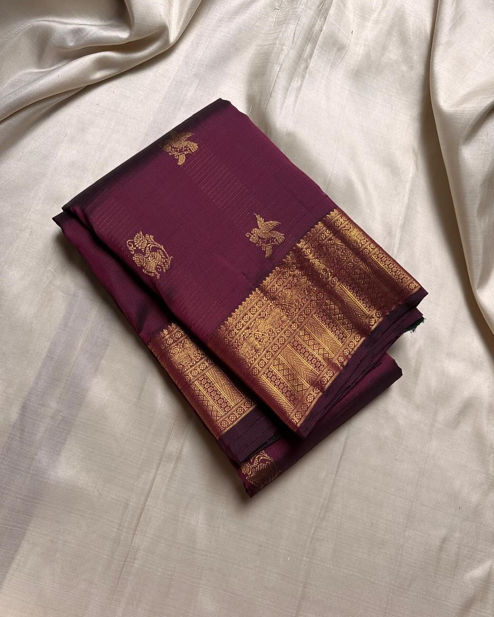 Imaginative Purple Soft Banarasi Silk Saree With Enigmatic Blouse Piece