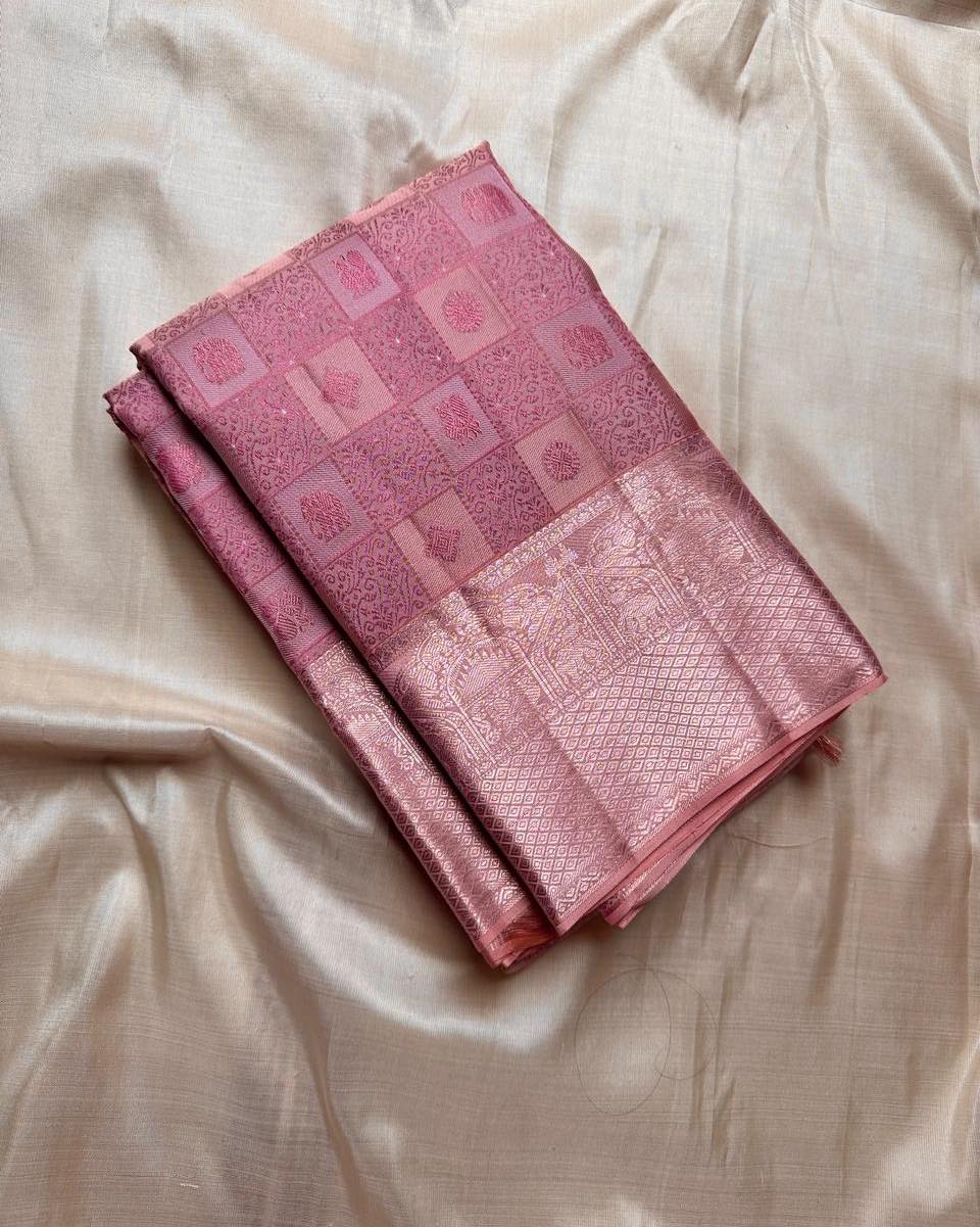 Charismatic Baby Pink Soft Silk Saree With Exemplary Blouse Piece