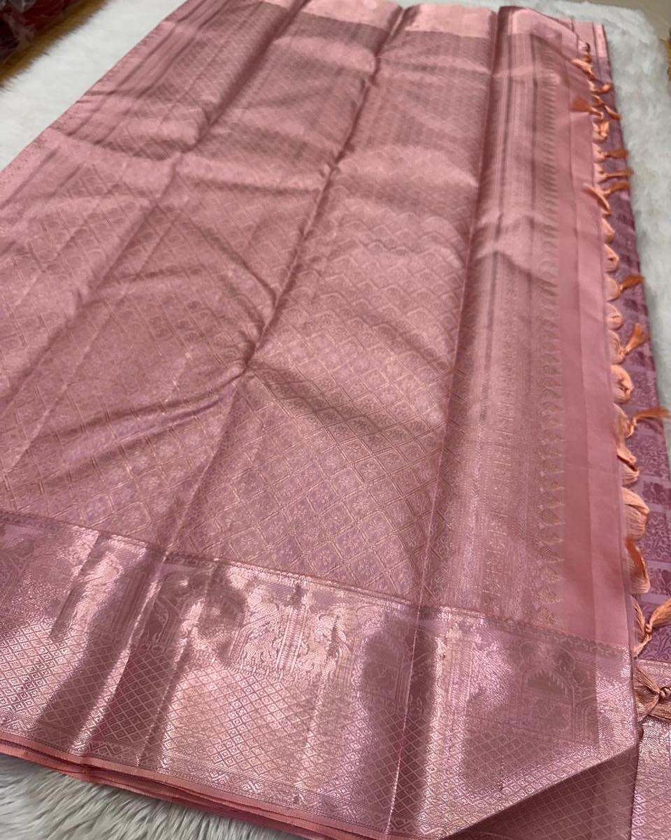 Charismatic Baby Pink Soft Silk Saree With Exemplary Blouse Piece
