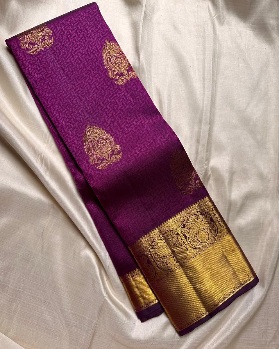 Glittering Purple Soft Banarasi Silk Saree With Susurrous Blouse Piece
