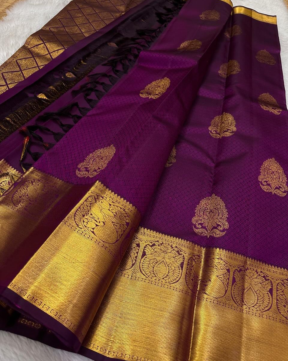 Glittering Purple Soft Banarasi Silk Saree With Susurrous Blouse Piece