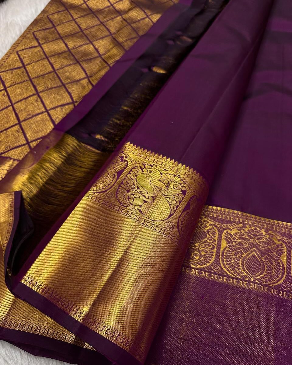 Glittering Purple Soft Banarasi Silk Saree With Susurrous Blouse Piece