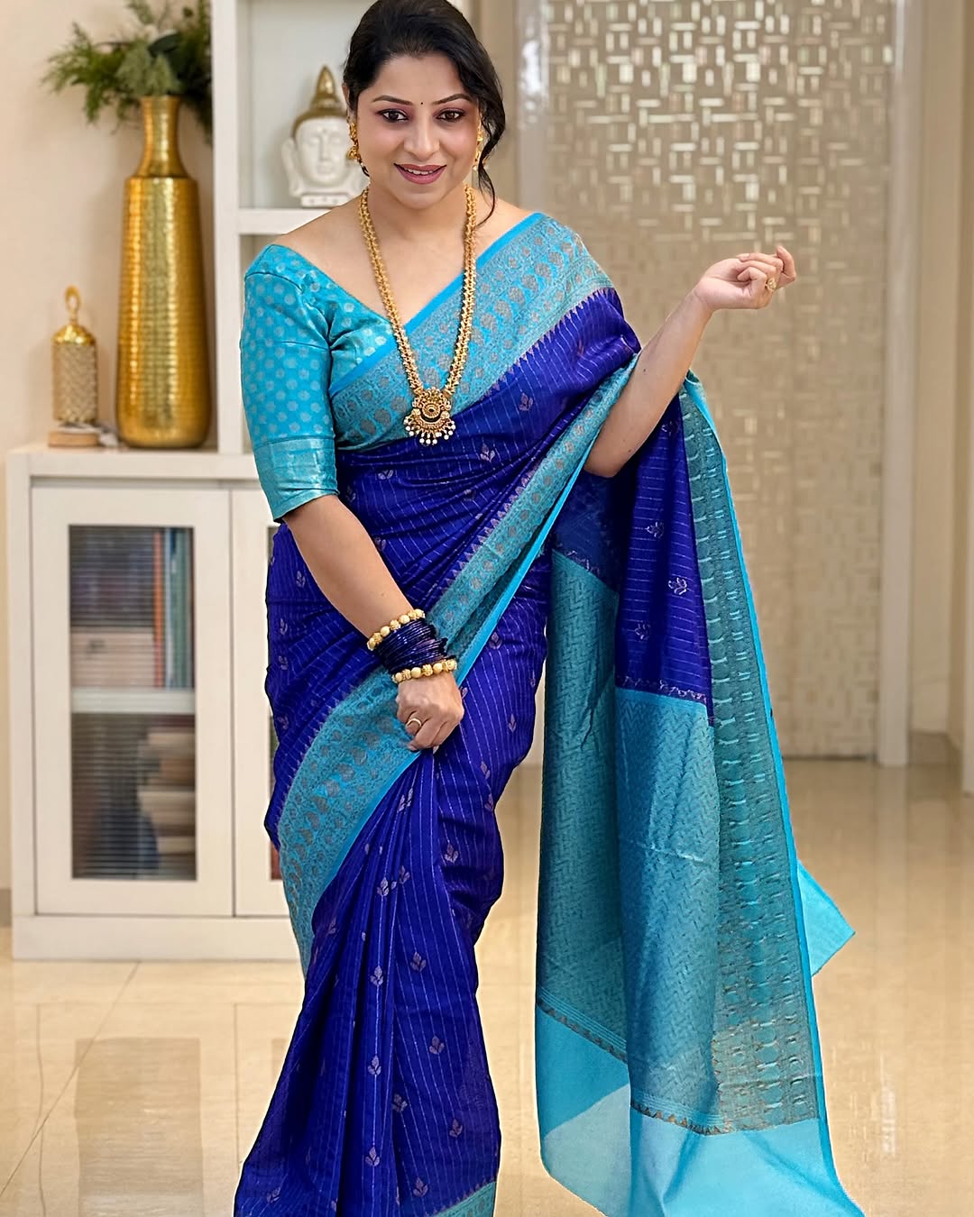 Artistic Blue Soft Silk Saree With Scintilla Blouse Piece