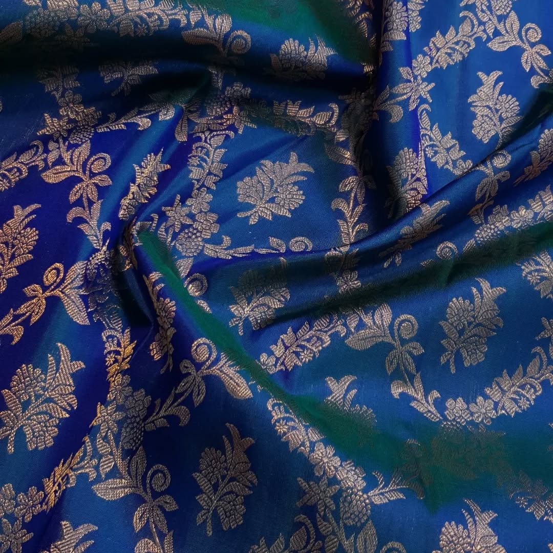 Transcendent Royal Blue Soft Banarasi Silk Saree With Pleasant Blouse Piece