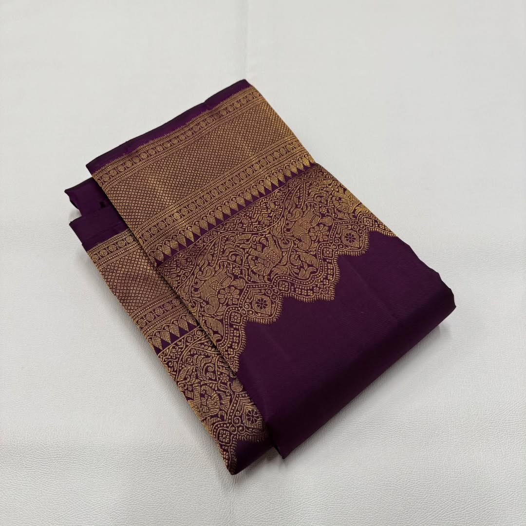 Pleasurable Purple Soft Banarasi Silk Saree With Lissome Blouse Piece