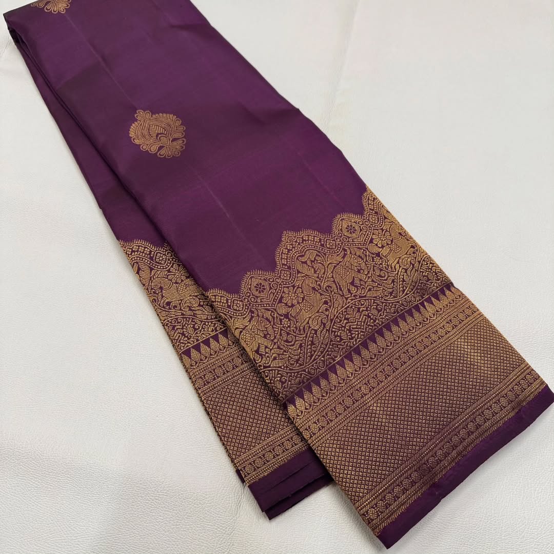 Pleasurable Purple Soft Banarasi Silk Saree With Lissome Blouse Piece