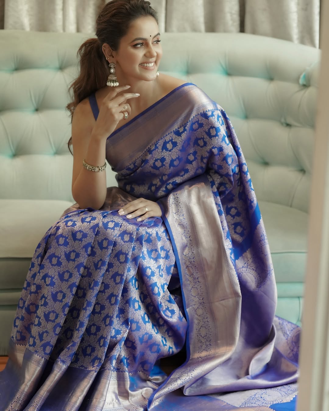 Effervescent Royal Blue Soft Banarasi Silk Saree With Palimpsest Blouse Piece
