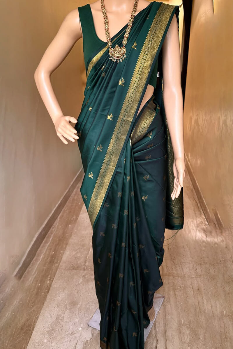 Enthralling Dark Green Soft Banarasi Silk Saree With Adorable Blouse Piece