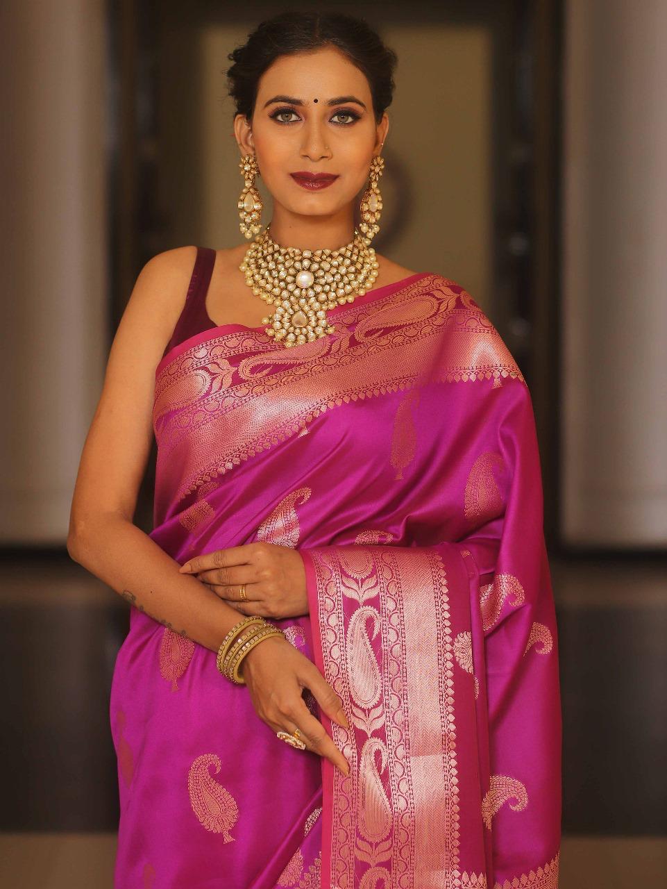 Hypnotic Dark Pink Soft Banarasi Silk Saree With Inspiring Blouse Piece