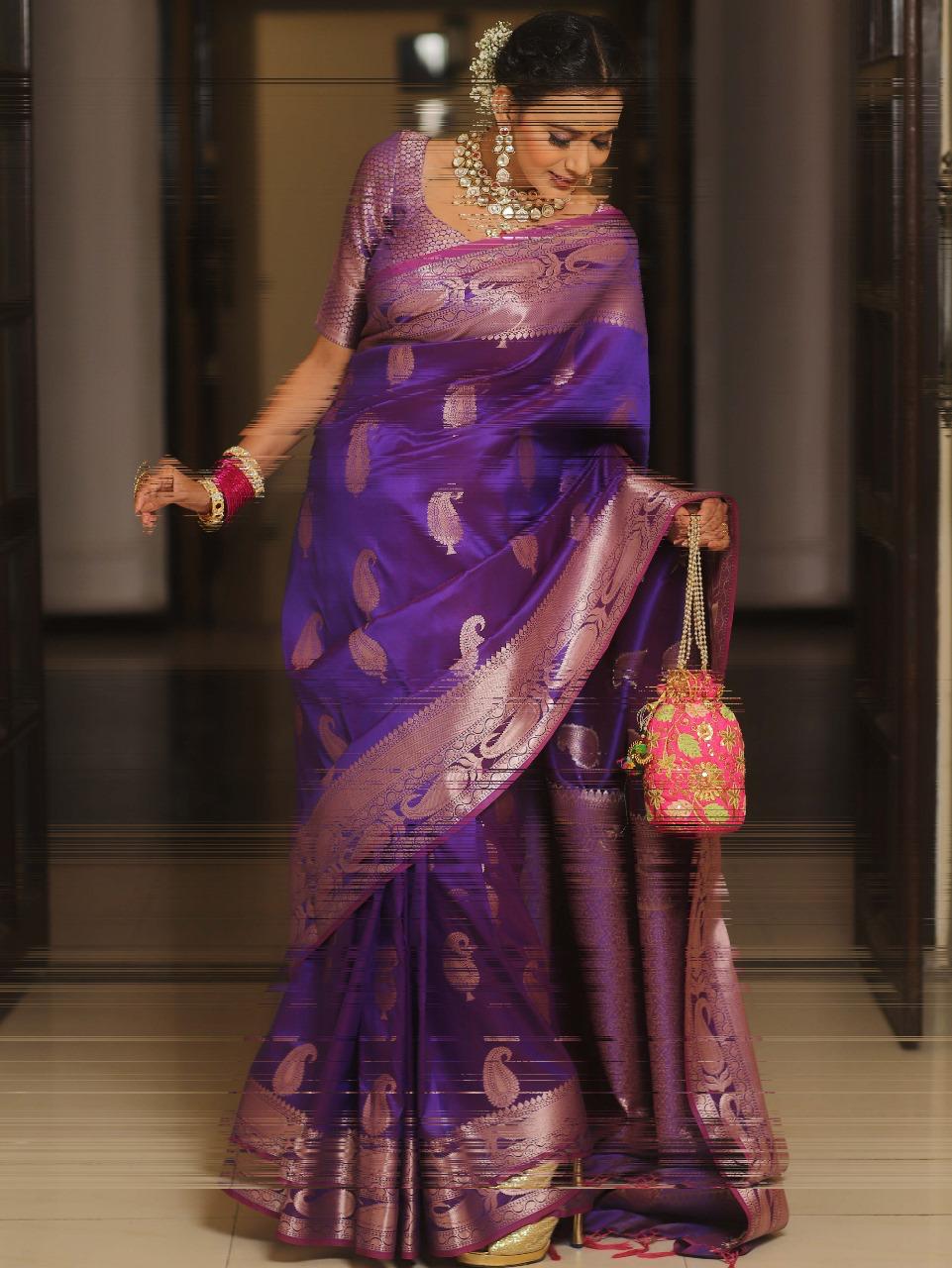 Confounding Purple Soft Banarasi Silk Saree With Incomparable Blouse Piece