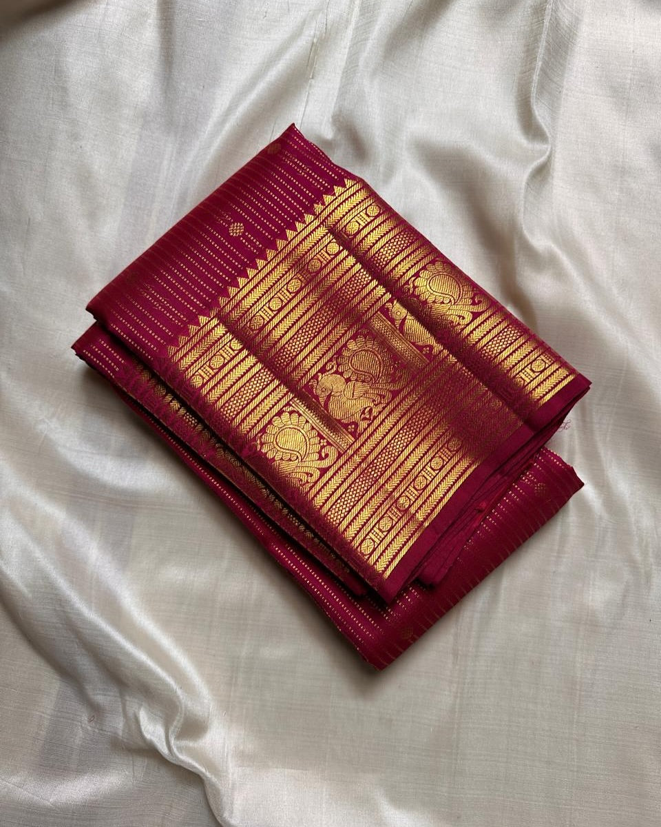 Unique Dark Pink Soft Banarasi Silk Saree With Blissful Blouse Piece