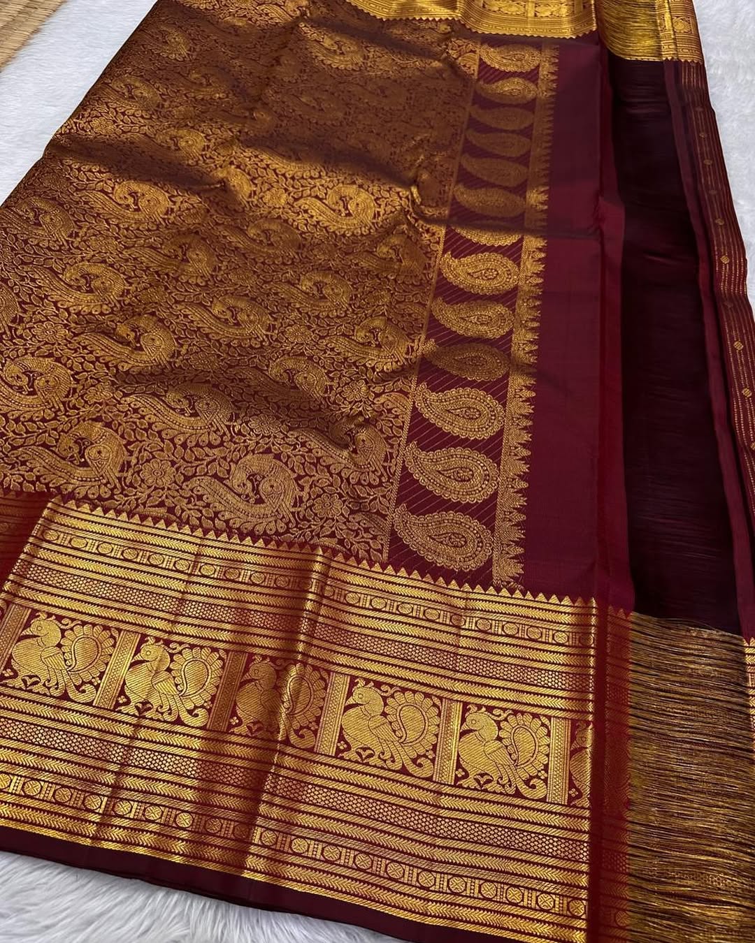 Traditional Maroon Soft Banarasi Silk Saree With Desultory Blouse Piece