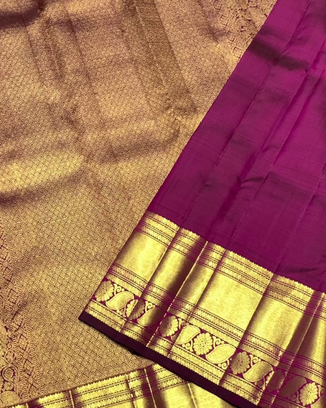 Angelic Pruple Soft Banarasi Silk Saree With Enticing Blouse Piece
