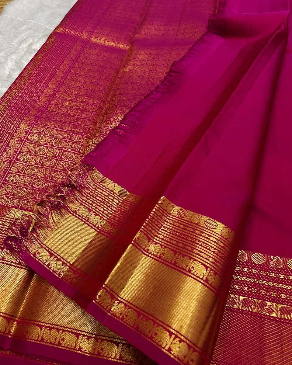 Panoply Dark Pink Soft Banarasi Silk Saree With Dulcet Blouse Piece