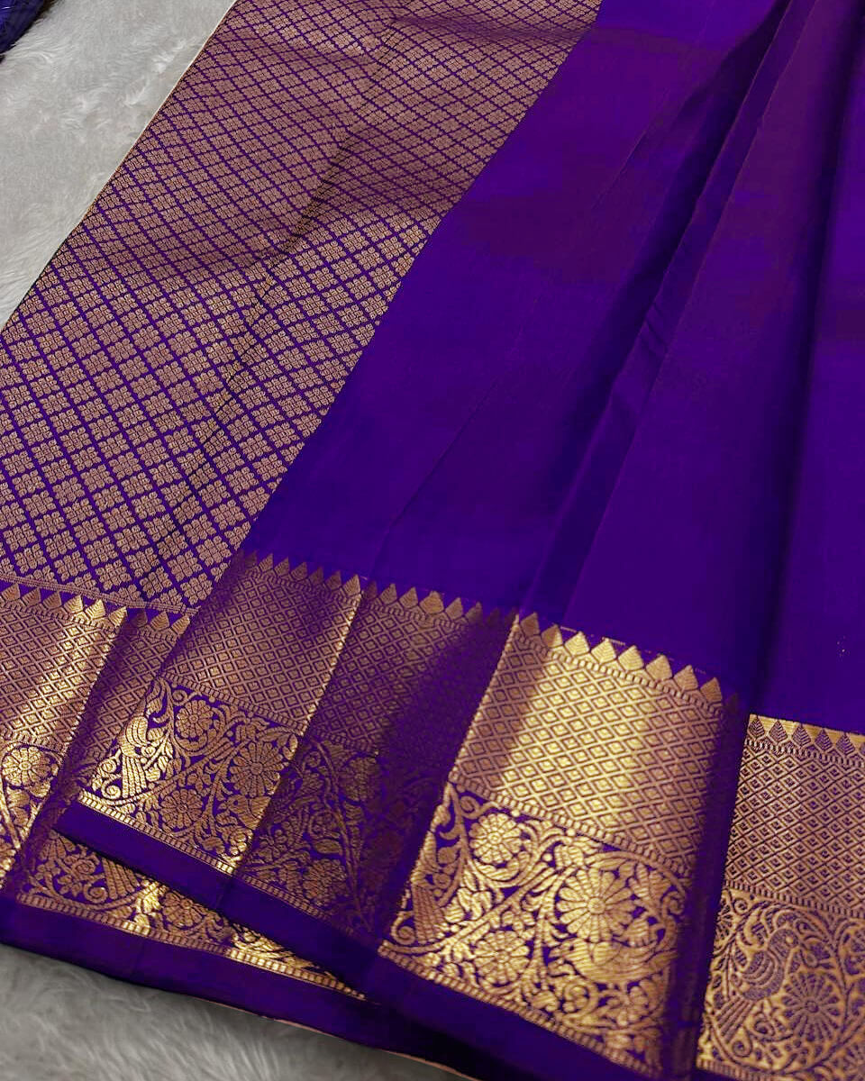 Glowing Royal Blue Soft Banarasi Silk Saree With Admirable Blouse Piece