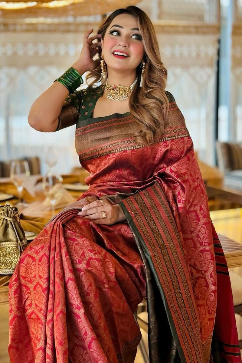 Pleasurable Maroon Soft Silk Saree With Evanescent Blouse Piece