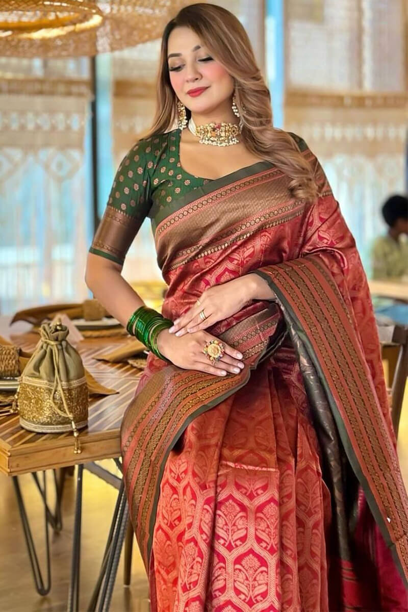 Pleasurable Maroon Soft Silk Saree With Evanescent Blouse Piece