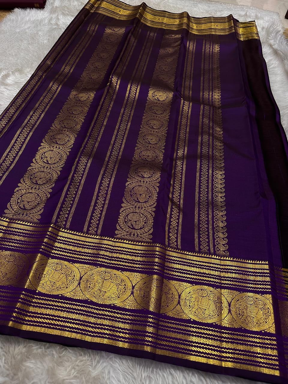 Brood Purple Soft Banarasi Silk Saree With Effulgent Blouse Piece