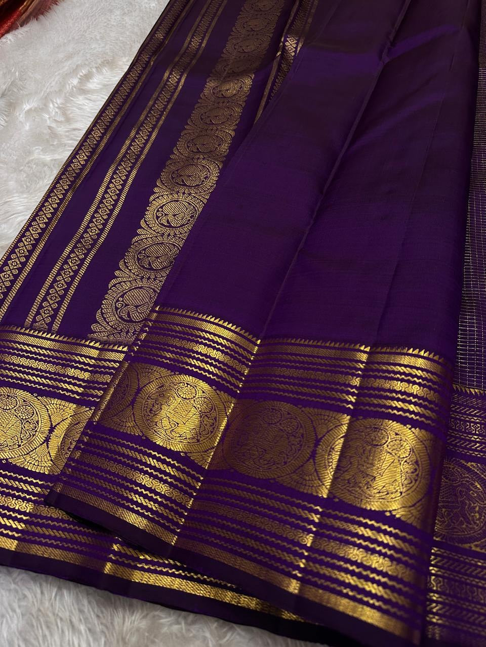 Brood Purple Soft Banarasi Silk Saree With Effulgent Blouse Piece