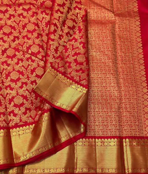 Murmurous Red Soft Banarasi Silk Saree With Prominent Blouse Piece