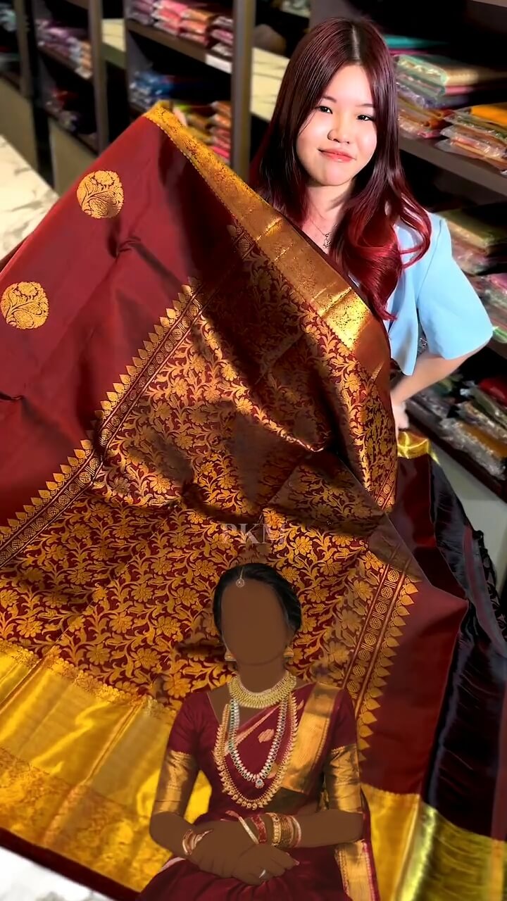 Assemblage Maroon Soft Banarasi Silk Saree With Enticing Blouse Piece