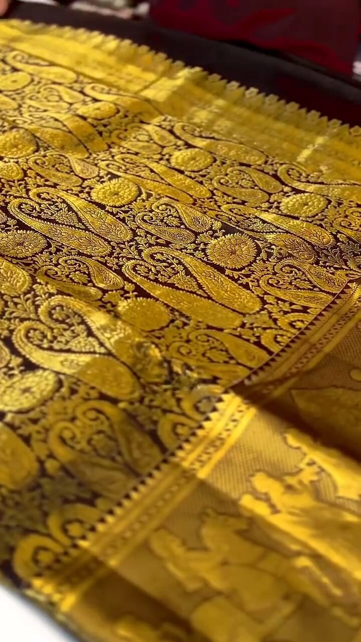 Outstanding Brown Soft Banarasi Silk Saree With Verdant Blouse Piece