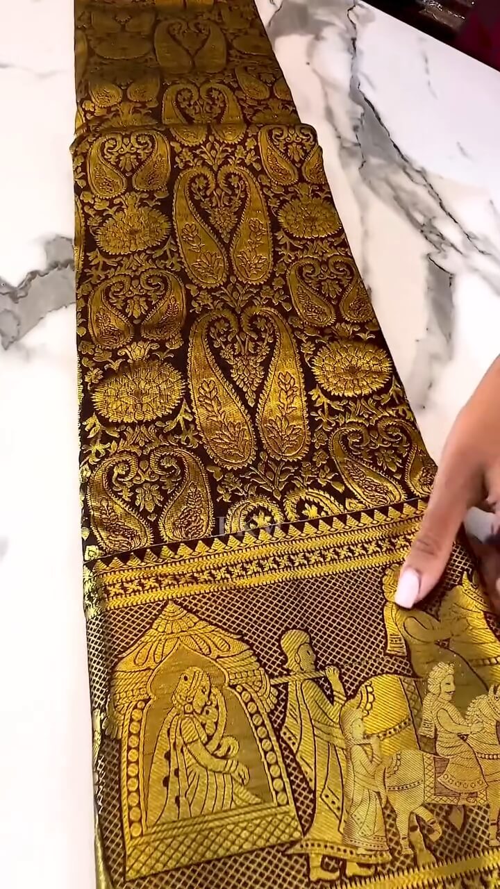 Outstanding Brown Soft Banarasi Silk Saree With Verdant Blouse Piece