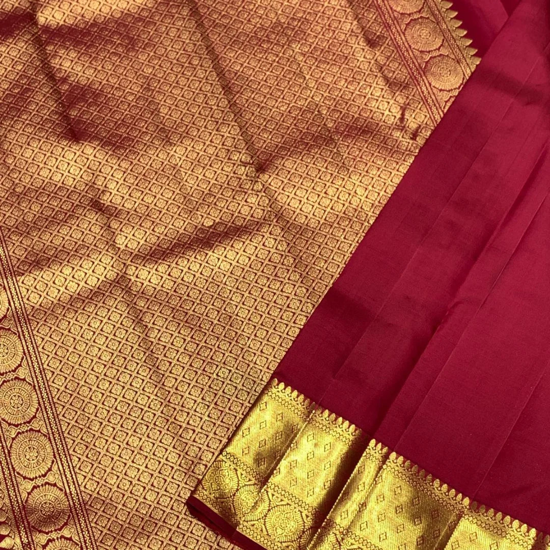 Denouement Red Soft Banarasi Silk Saree With Sizzling Blouse Piece
