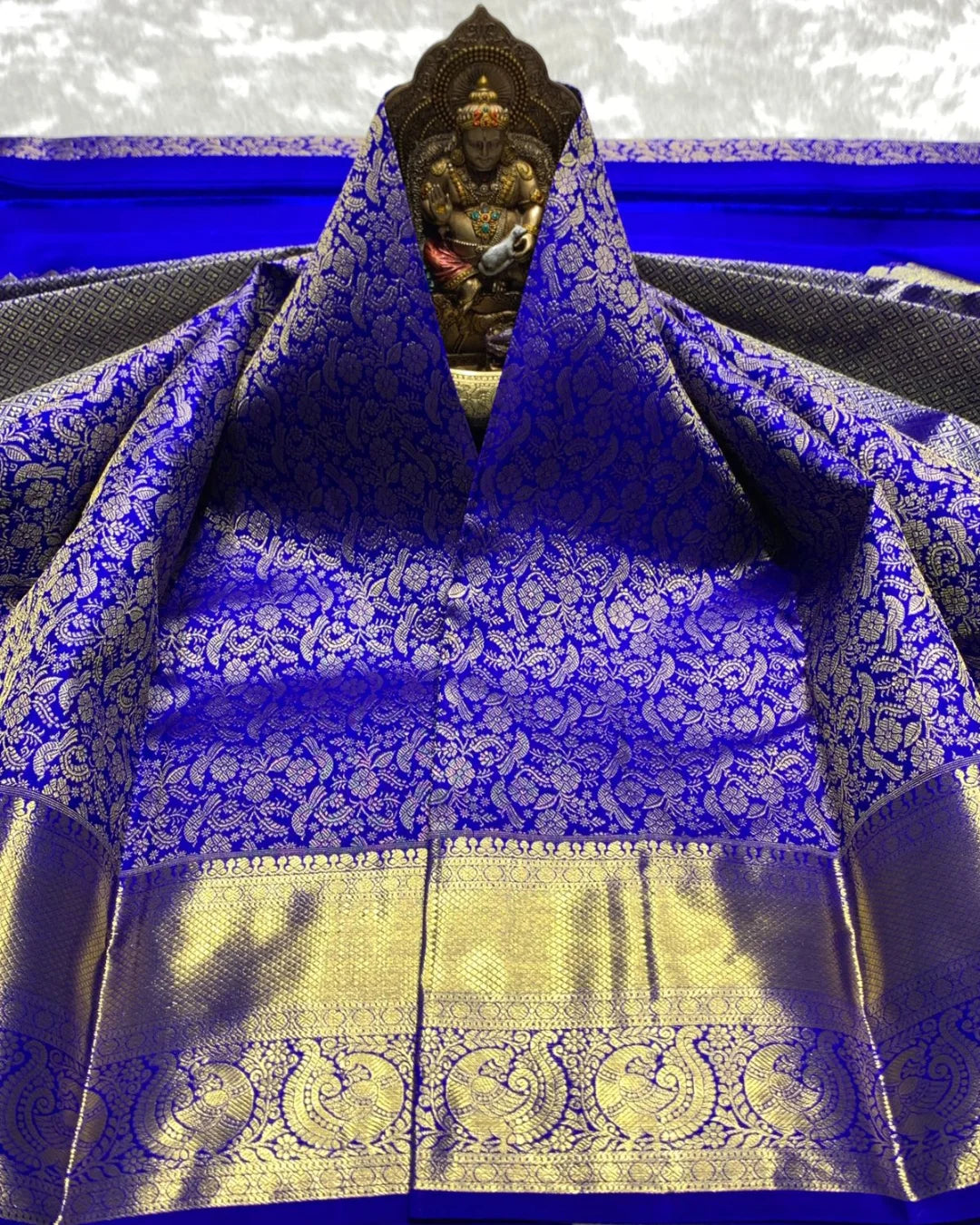 Zephyr Royal Blue Soft Banarasi Silk Saree With Desultory Blouse Piece