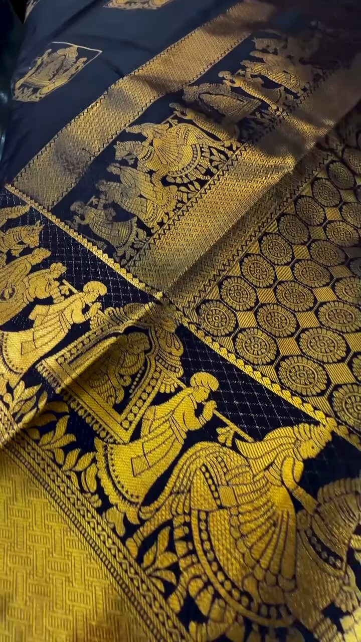 Surpassing Navy Blue Soft Banarasi Silk Saree With Radiant Blouse Piece