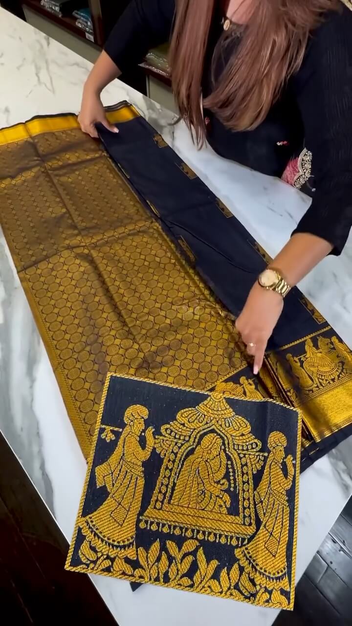 Surpassing Navy Blue Soft Banarasi Silk Saree With Radiant Blouse Piece