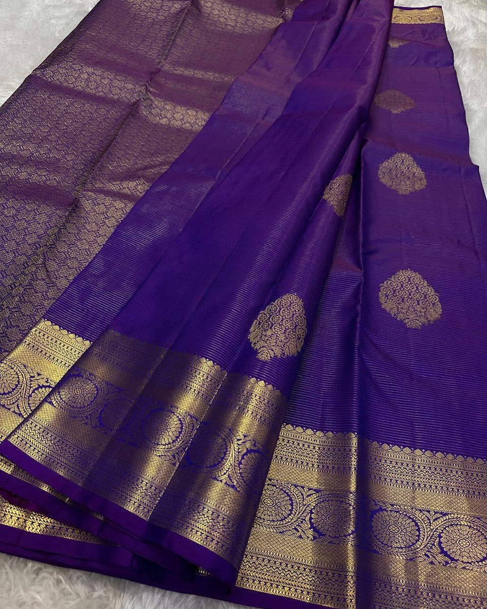 Scrumptious Purple Soft Banarasi Silk Saree With Proficient Blouse Piece